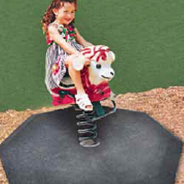 The Spinner WearMat comes in 4ft or 6ft diameter