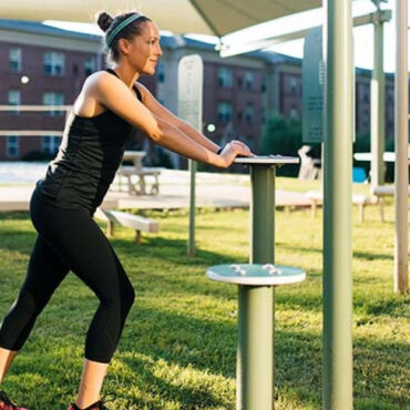 Stretching Post