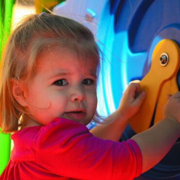 Helps toddlers develop gross motor skills